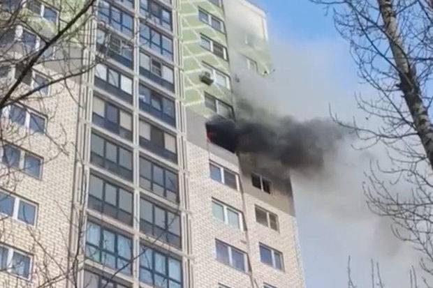 Moskvada yaşayış binasında partlayış: Ölənlər var – VİDEO