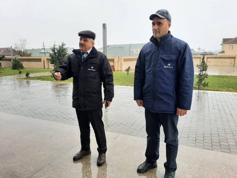 Həftənin son “Açıq mikrofon” aksiyası Neftçala rayonunda keçirildi - FOTOLAR