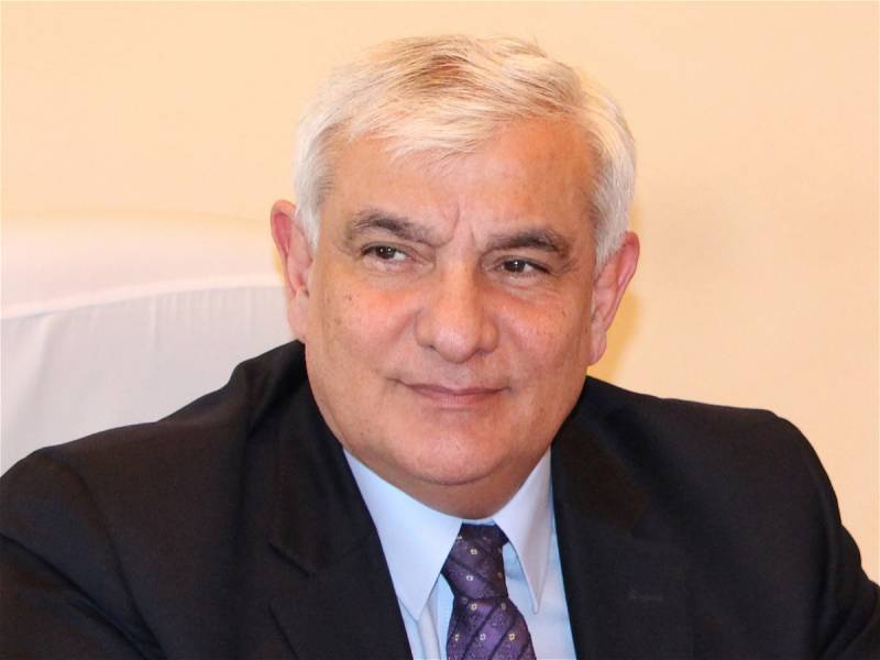 “Universitetdaxili siyasətimiz Azərbaycan naminə çalışmaqdır” - Kamal Abdulla