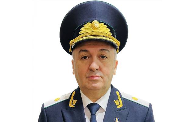 Eldar Sultanov təqaüdə göndərildi