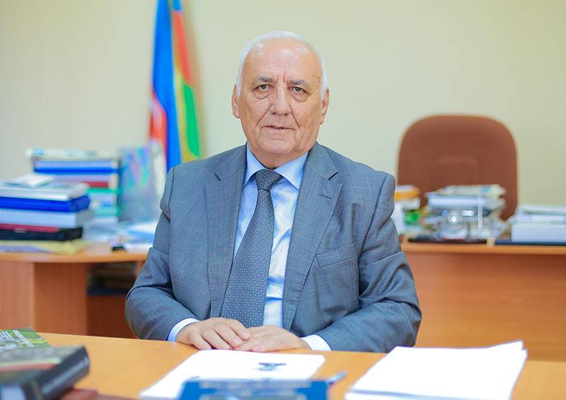Prezident Yaqub Mahmudovu təltif edib - FOTO