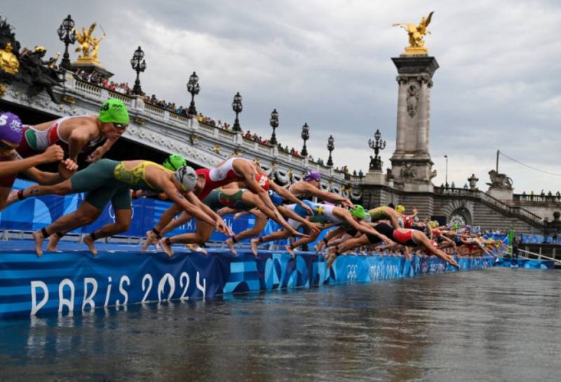 Belçikalı triatlonçu “Paris-2024”də yarışdan sonra xəstəxanaya yerləşdirildi