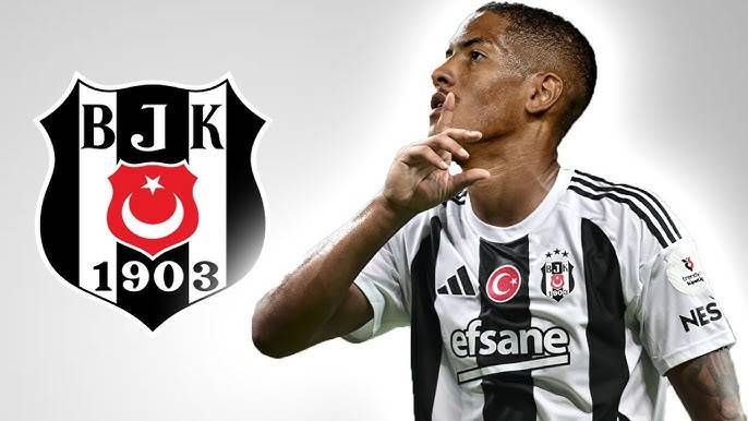 Pelenin rekordunu qıran futbolçu 