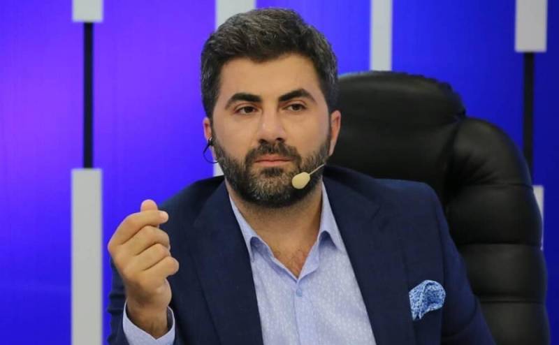 Zaurdan ŞOK ADDIM: Saçlarını və qaşlarını sarıya boyayıb imicini dəyişdi - VİDEO