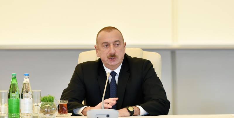 İlham Əliyev dövlət nümayəndələrini Qazaxıstana göndərdi 