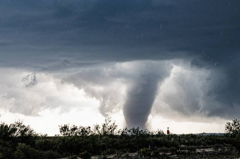 Nyu-Yorkda tornado baş verdi