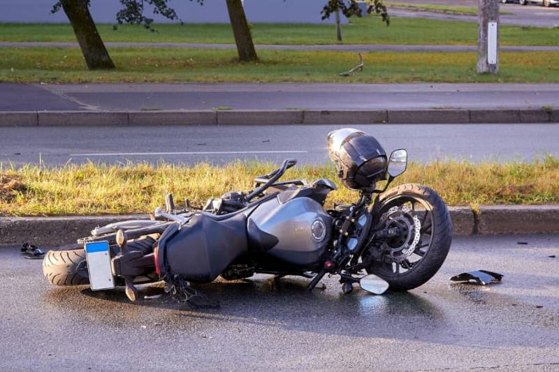 Bakıda 63 yaşlı qadını motosiklet vurdu 