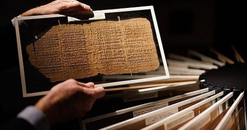 Xristianların ən qədim kitabı rekord qiymətlə satışda