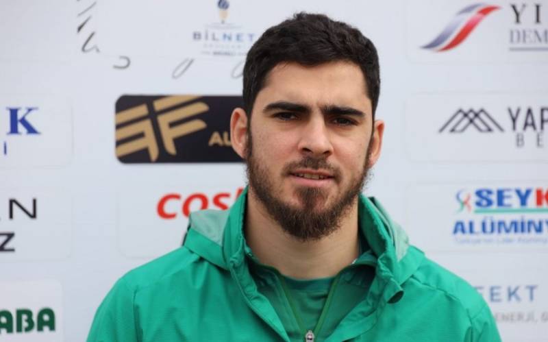 Ramil Şeydayev “Kocaelispor”da qalacaq