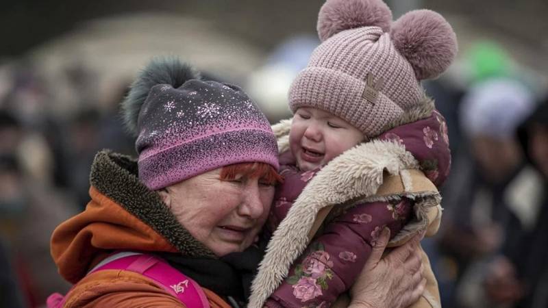 5 ukraynalı uşaq rus əsirliyindən qaytarıldı