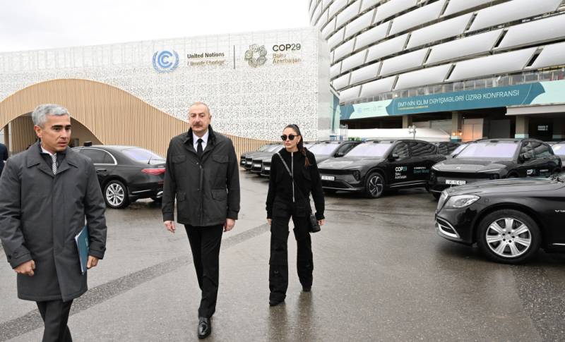 Prezident və xanımı Bakı Olimpiya Stadionunda - YENİLƏNİB