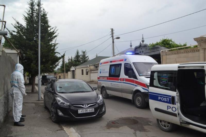 Anasını evdə başa kişiylə tutduğuna görə öldürdü - Bakıdakı dəhşətli cinayətin təfərrüatı