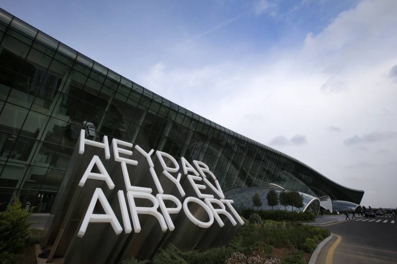 Bakı aeroportunda müvəqqəti dəyişiklik 