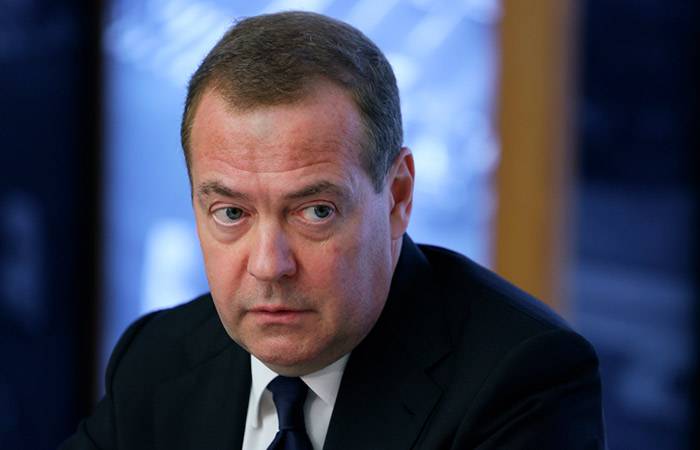 Dmitri Medvedev yeni vəzifəyə təyin olundu