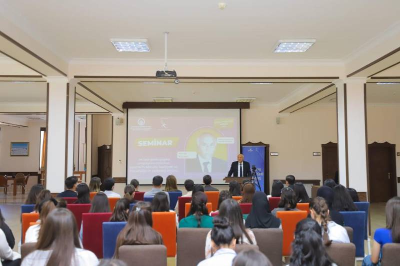 “Könüllülük pedaqogikasının öyrənilməsi” layihəsi çərçivəsində növbəti seminar keçirildi - FOTO