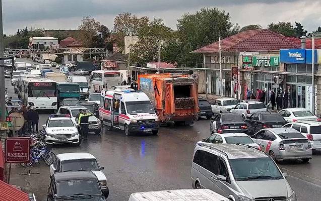 Bu yolda nəqliyyatın hərəkətində sıxlıq yarandı - SƏBƏB