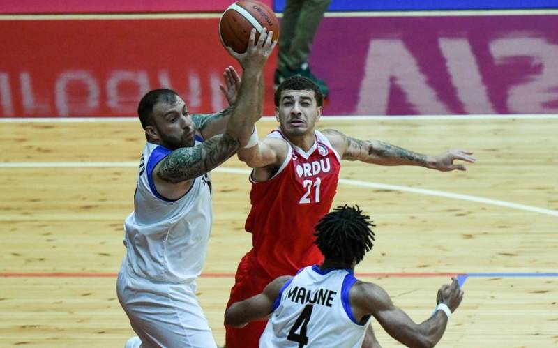 Azərbaycan Basketbol Liqasında I tura yekun vuruldu