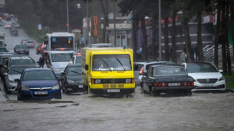 Ölkə ərazisində yağış nə vaxtadək davam edəcək?