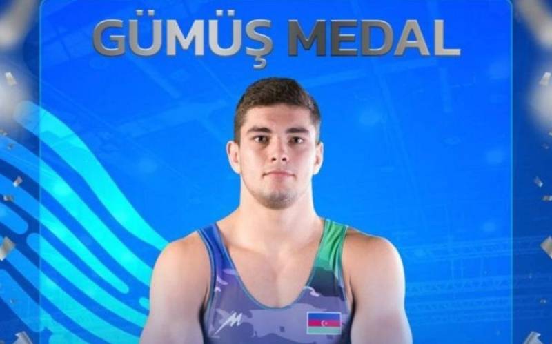 Xetaq Karsanov dünya çempionatında gümüş medal qazandı