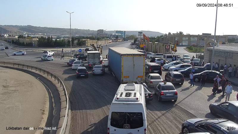 Bakının cənub girişi bağlandı 