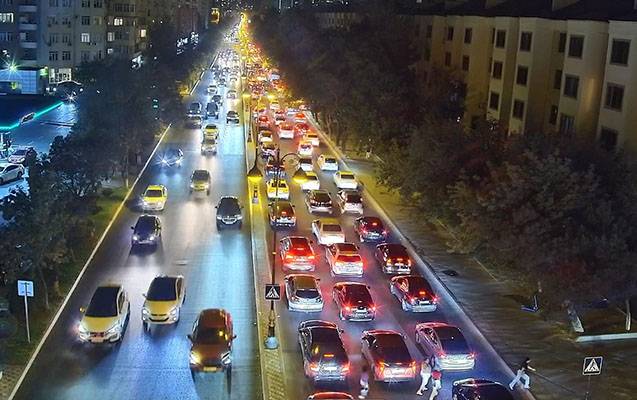 Bakıda piyada vuruldu - Yolda sıxlıq yarandı