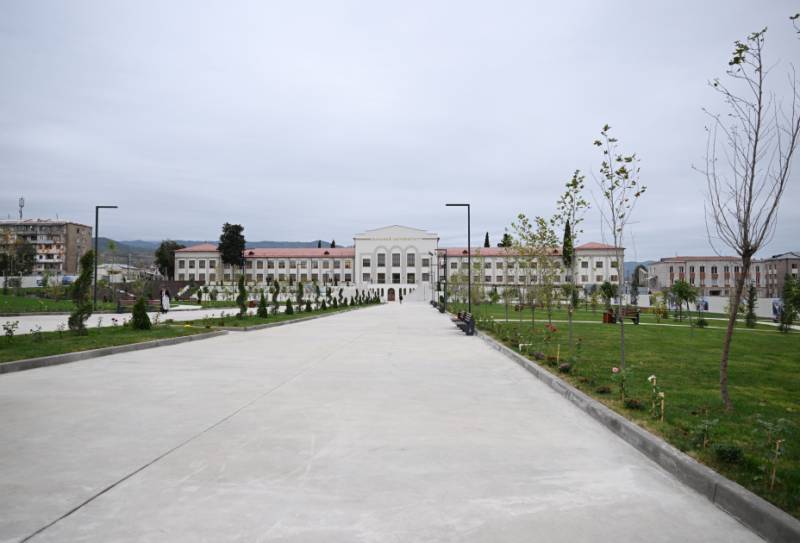 Qarabağ Universitetində ilk dərs günündən GÖRÜNTÜLƏR