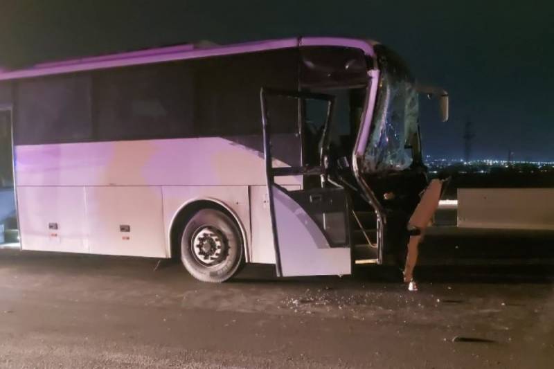 Bakı-Quba yolunda avtobus yük maşını ilə TOQQUŞDU - FOTO