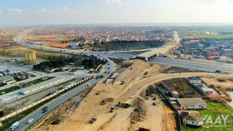 Bakıda yeni yolların tikintisi davam edir - VİDEO/FOTO