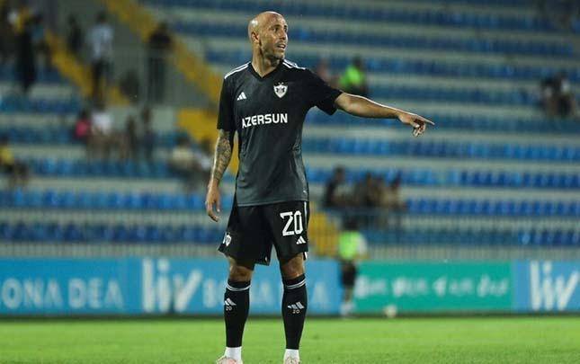 “Qarabağ” onunla yolları ayırdı 