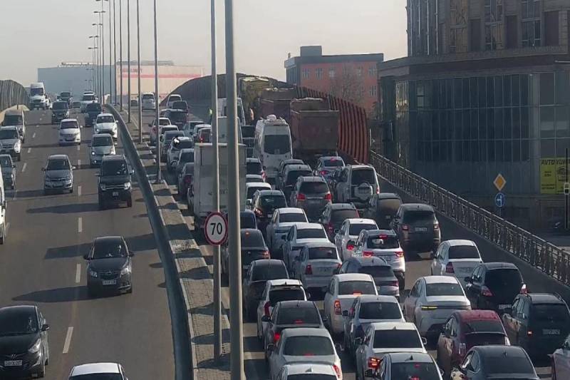 Bakıda təmir bu istiqamətdə sıxlığa səbəb oldu 