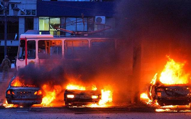 Zaporojeyə hücum olub 13 nəfər ölüb, 30 nəfər yaralanıb - FOTO - YENİLƏNİB