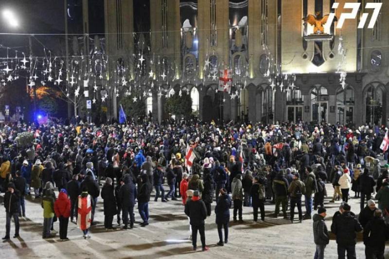 Tbilisidə parlament binasının qarşısında etiraz aksiyası başlayıb 