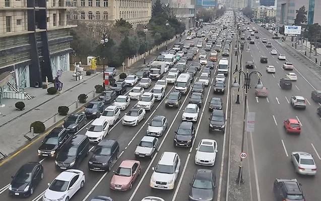 Bakıda bu yollarda tıxac var - SİYAHI